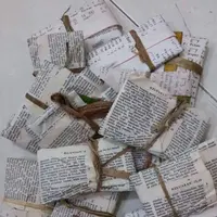 [Bintang] Selain Terompet Bungkus Alquran, Kini Ada Tempe Bungkus Alkitab