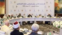 Majelis Hukama Muslimin (MHM) mengadakan sidang ke-18 di Manama, Bahrain, Jumat 21 Februari 2025. Sidang dipimpin Ketua MHM yang juga Grand Syekh Al-Azhar Prof Ahmed Al-Tayyeb dan dihadiri para anggota.  (Tim News).