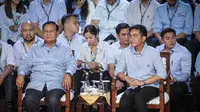 Capres-Cawapres nomor urut 2 Prabowo Subianto dan Gibran Rakabuming Raka menghadiri debat Pilpres 2024 di Kantor KPU, Jakarta Pusat, Selasa (12/12/2023) malam. (Liputan6.com/Faizal Fanani)