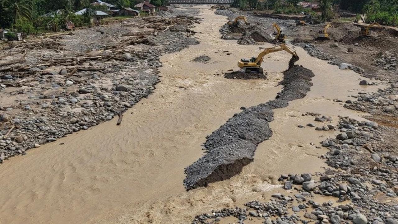 Pemerintah Normalisasi Sungai Batang Kuranji