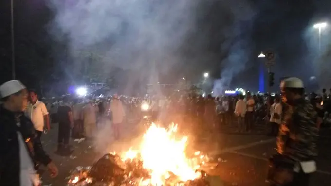 [Bintang] Demo 4 November Ahok