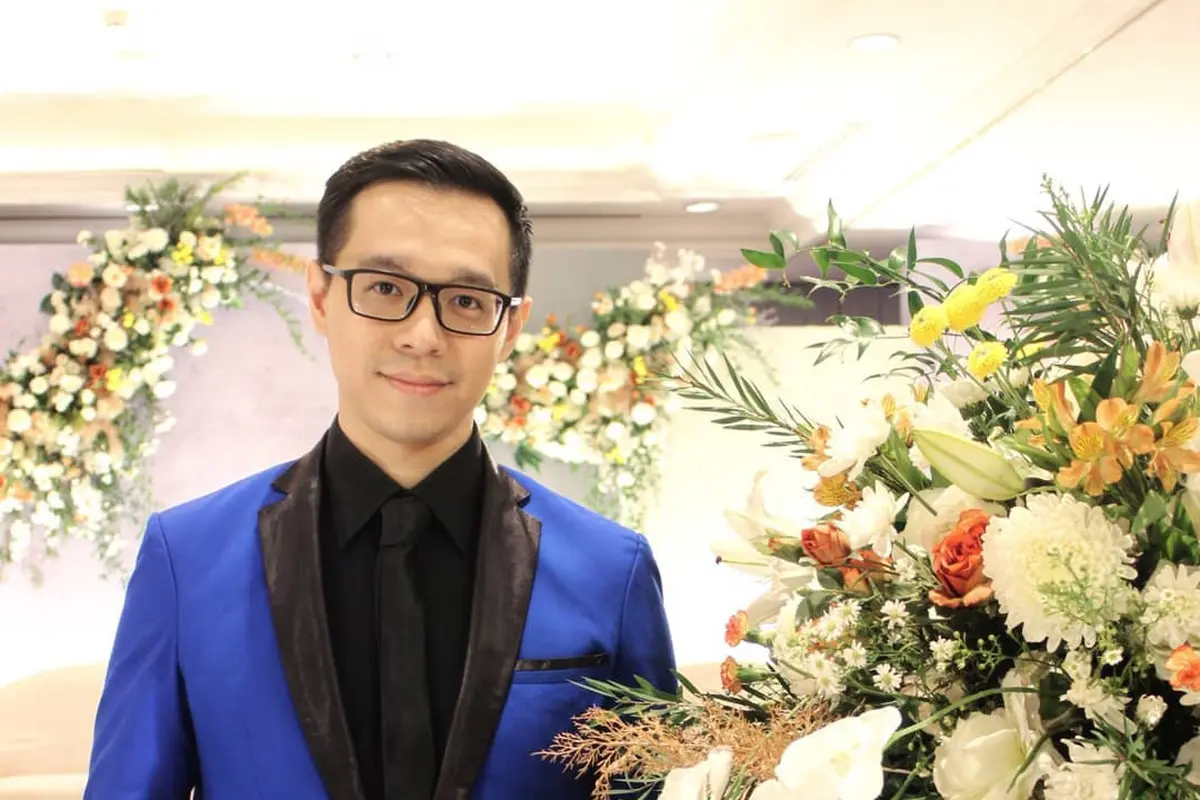 Sebut Timnas Indonesia Tak Layak Juara, Ini 6 Potret Presenter TV Ardes Goenawan