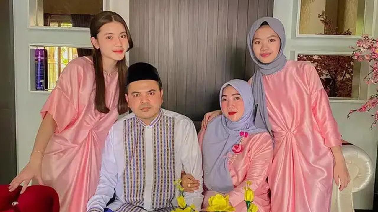 6 Potret Keluarga Haldy Sabri Sebelum Menikah dengan Irish Bella, Penuh Kehangatan