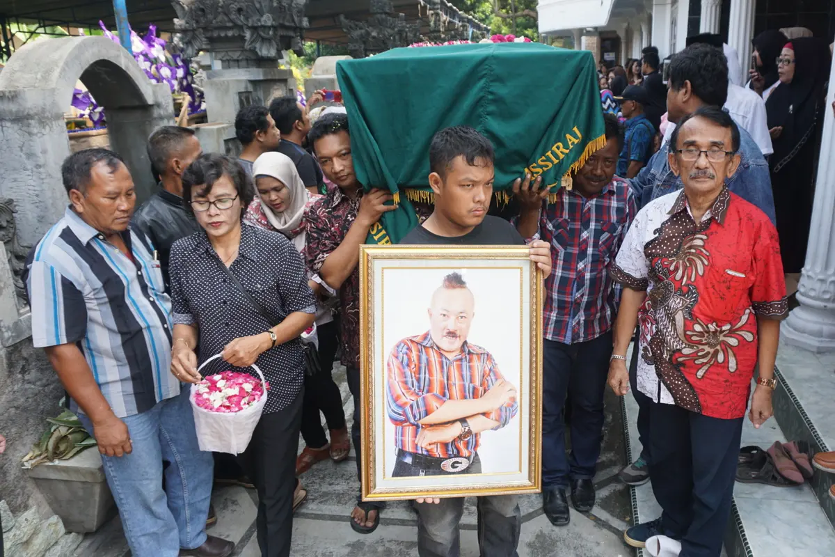 Pemakaman Pelawak Gogon