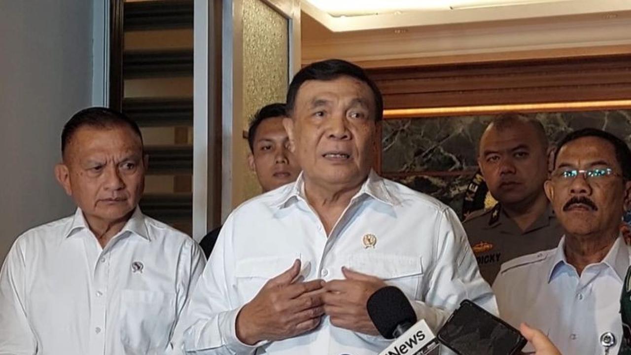 Senior Presiden Prabowo Jadi Menko Polkam, Djamari Chaniago Segera Temui Menhan Perkuat Koordinasi