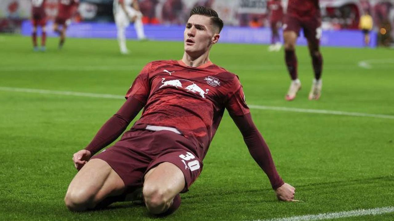 Bukan Benjamin Sesko! Paul Scholes Sebut 2 Striker Ini Lebih Layak Dibeli Manchester United