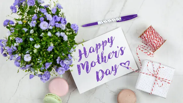 Kesempatan Rayakan Hari Ibu dengan Fine Dining Berdua di Restoran Cepat Saji