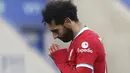 Liverpool akhirnya berhasil memecah kebuntuan pada menit ke-67. Mohamed Salah berhasil membuka keunggulan The Reds setelah menerima umpan dari Roberto Firmino. (Foto: AP/Pool/Carl Recine)