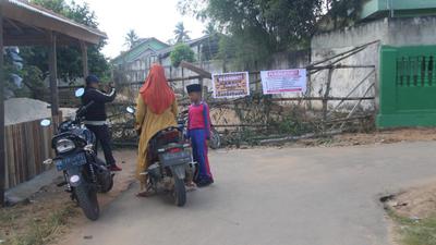 Duduk Perkara Warga Blokir Jalan ke SMAN 1 Labuhanratu, Pemicunya Hasil SPMB