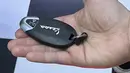 Seluruh keluarga Vespa GTS kini sudah dilengkapi dengan fitur Keyless Smart Key serta Answer Back System.