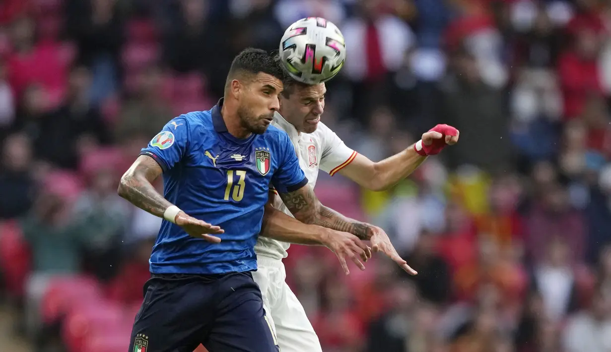 Pertandingan yang berlangsung di Stadion Wembley ini berjalan ketat. Kedua tim tampak saling jual beli serangan sejak awal laga. Namun hingga waktu normal berakhir Italia dan Spanyol bermain sama kuat 1-1. (Foto:AP/Pool,Frank Augstein)