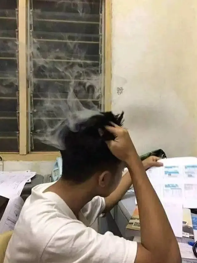 8 Potret Absurd Siswa Lelah Belajar di Sekolah Ini Bikin Geleng Kepala