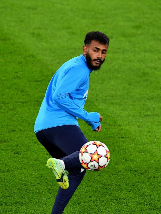 Pemain Zenit St. Petersburg Wendel menghadiri sesi latihan jelang menghadapi Juventus pada pertandingan sepak bola Liga Champions di Stadion Juventus, Turin, Italia, 1 November 2021. (Isabella BONOTTO/AFP)