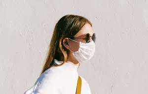 Jerawat Mengintai karena Pakai Masker, Ini Cara Mencegah Maskne