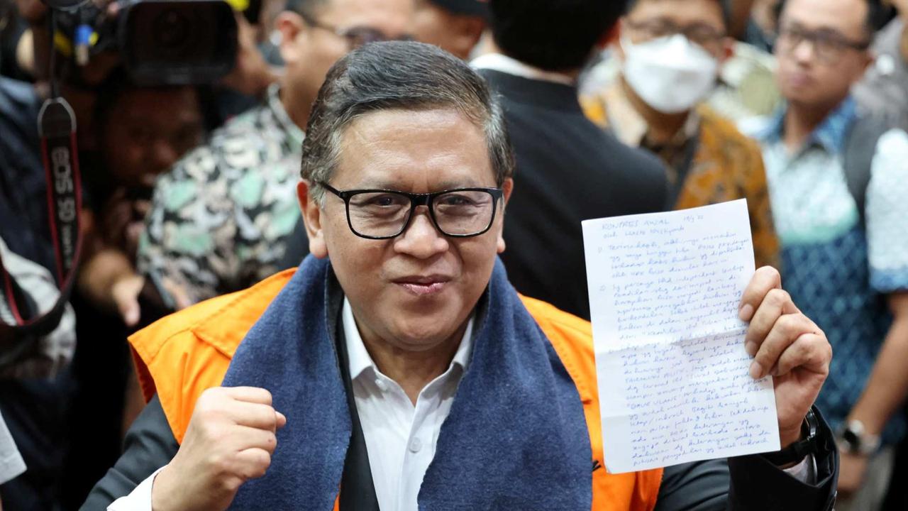Hasto Kristiyanto jalani sidang perdana