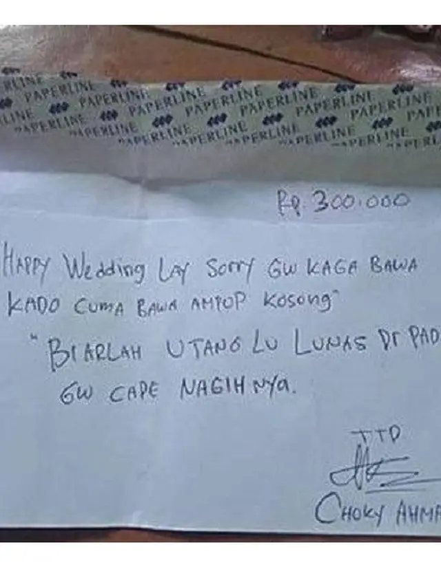 6 Tulisan Ingatkan Punya Utang di Amplop Nikahan Ini Bikin Pengantin Meringis
