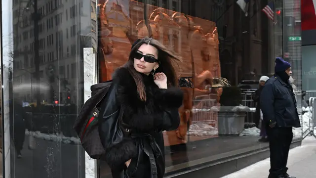 Gucci Giglio, Era Baru Tote Bag yang Dipakai Dakota Johnson hingga Suki Waterhouse