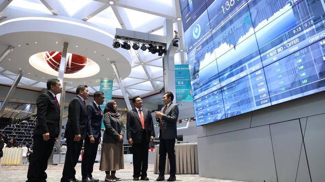 Pencatatan perdana saham PT Charlie Hospital Semarang Tbk (RSCH), Senin (28/8/2023). (Foto: BEI)