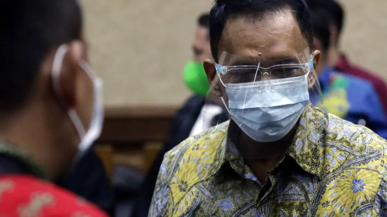 Angin Divonis 9 Tahun Bui