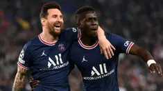 Kemampuan Lionel Messi dalam mencetak gol memang tak pernah ada yang meragukan. Ia juga merupakan penyerang yang memiliki kontibusi assit terbanyak. Tercatat, sejak 2010, La Pulga menjadi pengumpan terbanyak dalam setahun sebanyak 4 kali (2011, 2015, 2016, 2018). (AFP/Franck Fife)