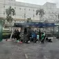 Ruas Jalan Asia-Afrika tepatnya di depan Plaza Senayan, Jakarta Pusat terendam banjir, Selasa (17/12/2019). (Istimewa)