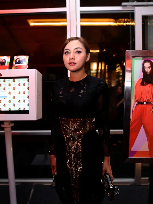 Namun Vicky berusaha berpikir positif tentang hal ini, ia mendorong anak muda untuk terus berkarya. (Andy Masela/Bintang.com)