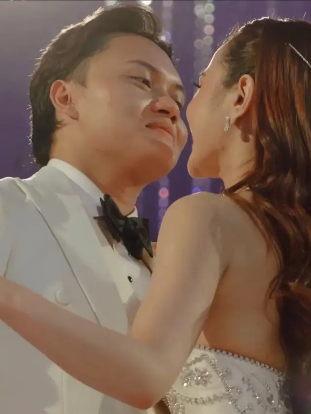 Mahalini dan Rizky Febian di Resepsi Nikah
