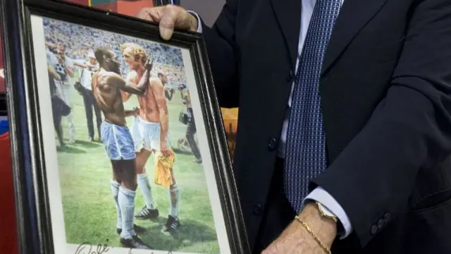 Pele, Bobby Moore