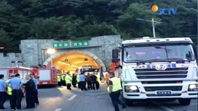 Bus Hantam Dinding Bukit di China, 36 Orang Tewas