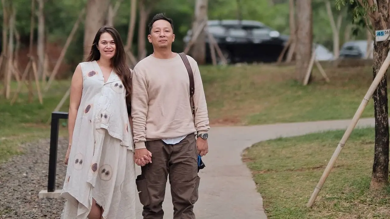 [Fimela] Ringgo Agus Rahman dan Sabai Dieter