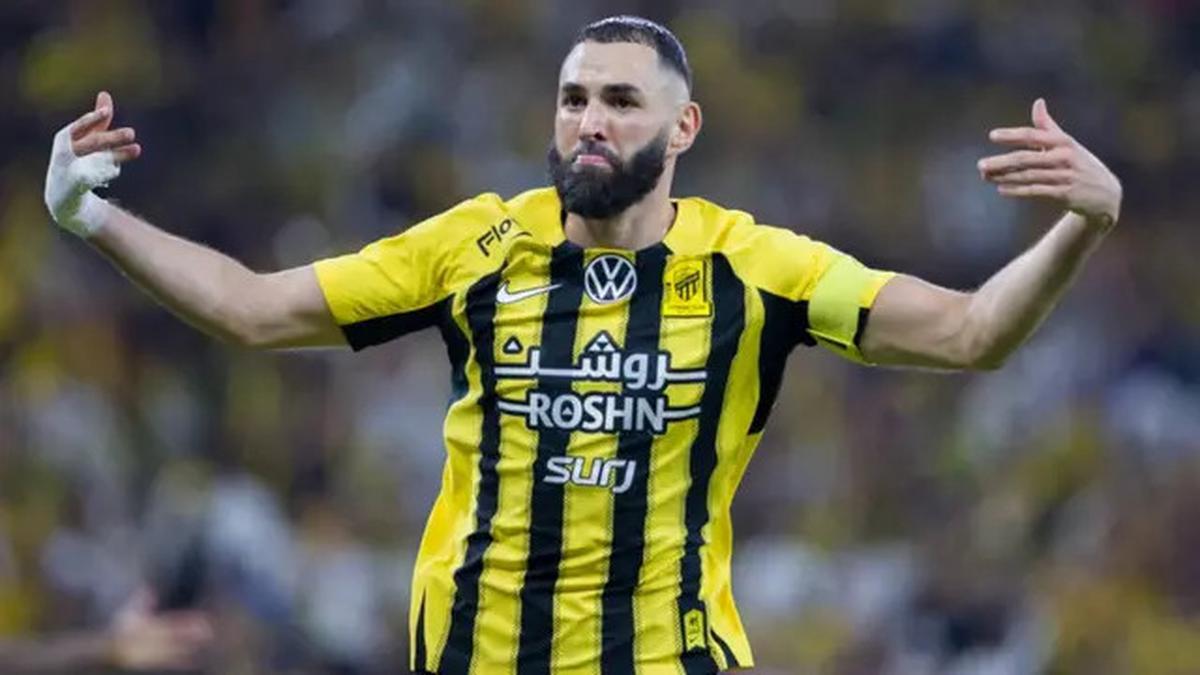 3 Pesepak Bola Papan Atas Dunia yang Punya Tradisi Lebaran Pulang Kampung