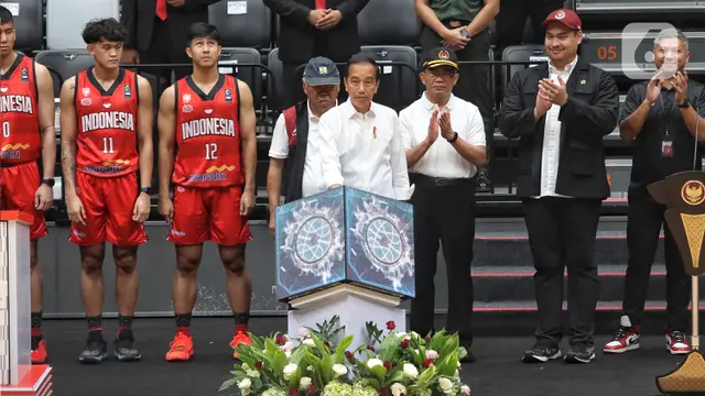 Presiden Jokowi Resmikan GOR Tertutup Indonesia Arena GBK