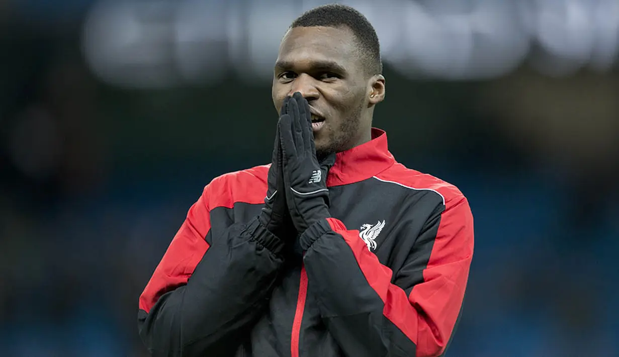 1. Christian Benteke, striker yang diboyong dari Aston Villa pada awal musim ini performanya menurun di bawah asuhan Klopp. Dari 25 laga bersama Liverpool dirinya baru mencetak tujuh gol dengan akurasi tendangan hanya 45 persen. (AFP/Oli Scarff)