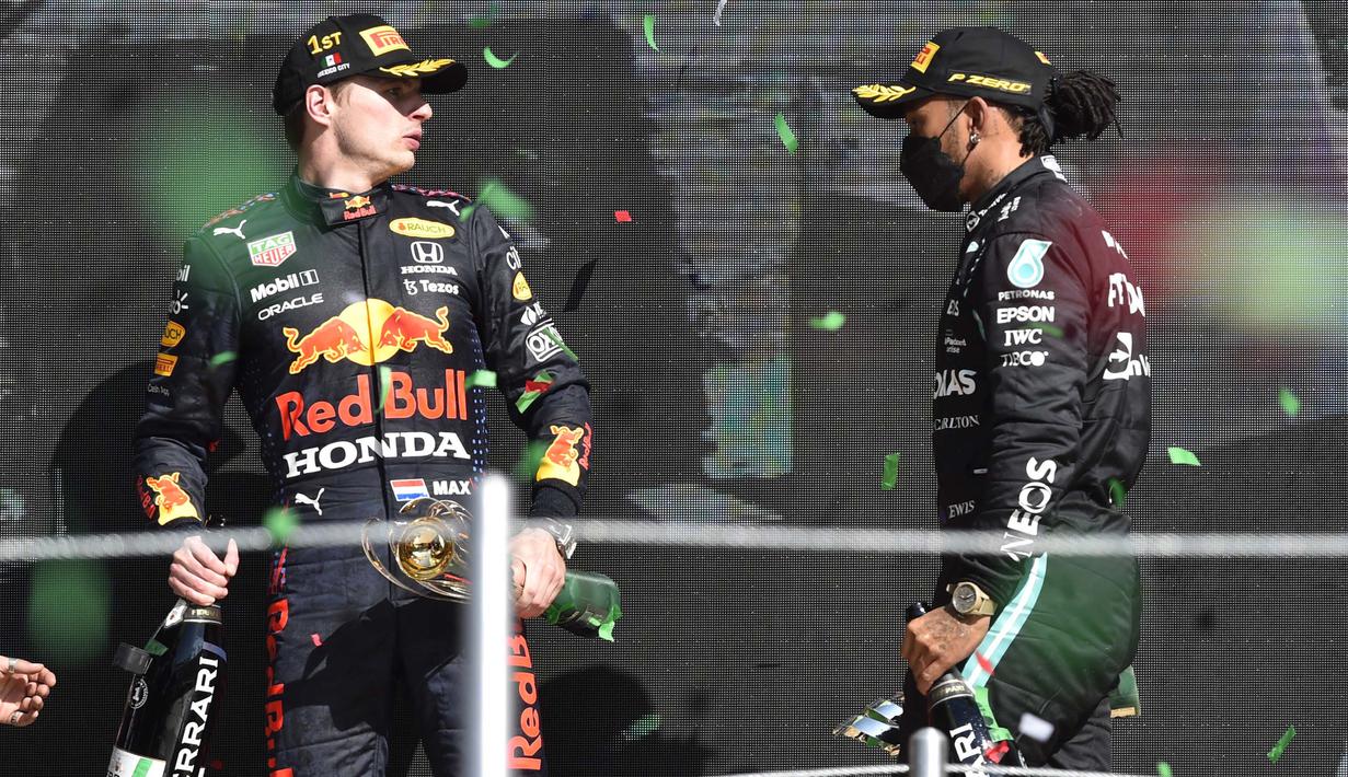 Kemenangan ini merupakan yang kesembilan Verstappen pada tahun 2021 dan memberinya keunggulan 19 poin dari Lewis Hamilton. (AFP/Alfredo Estrella)