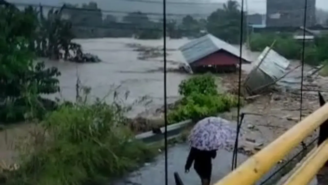 Banjir Mamuju
