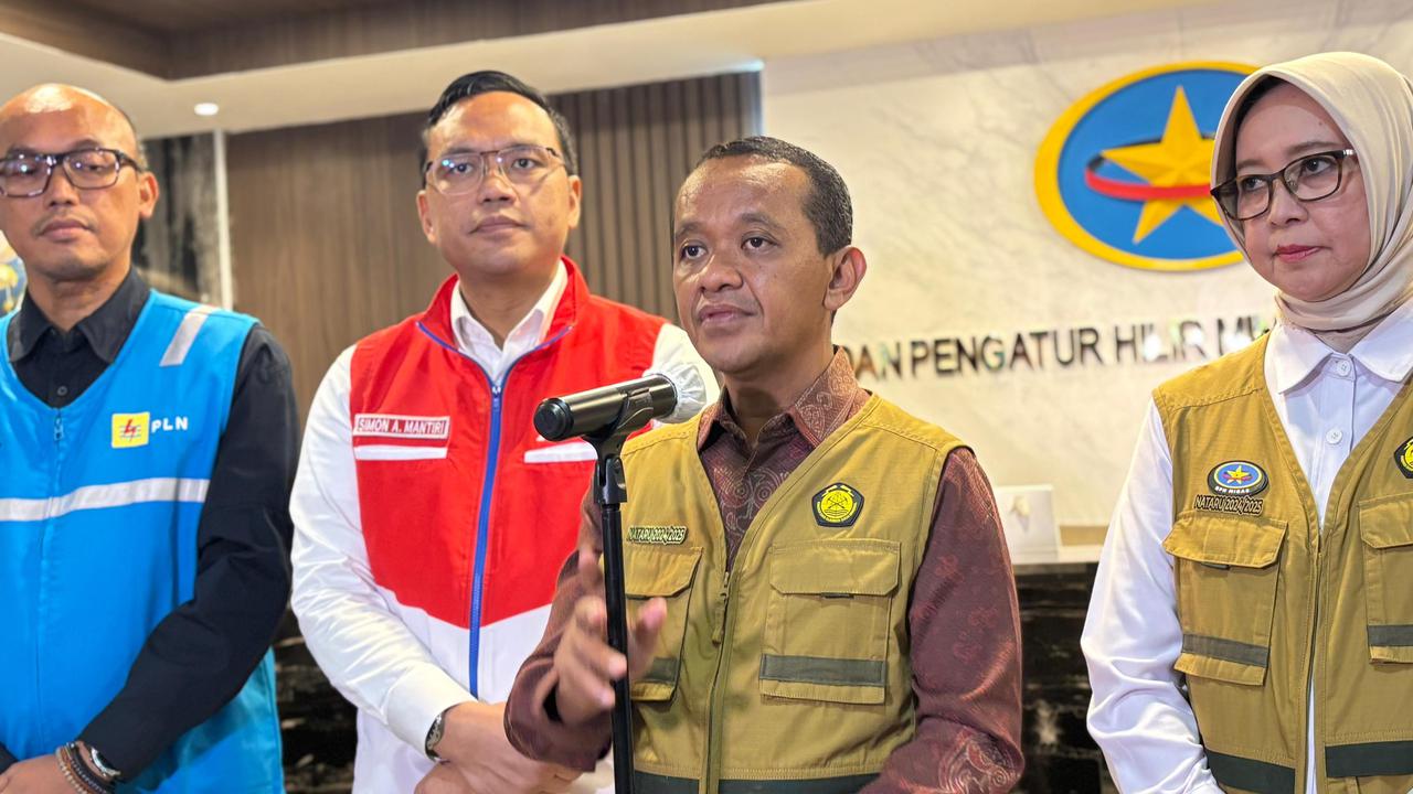Bahlil Buka Peluang Gibran Dapatkan KTA Golkar di HUT MKGR