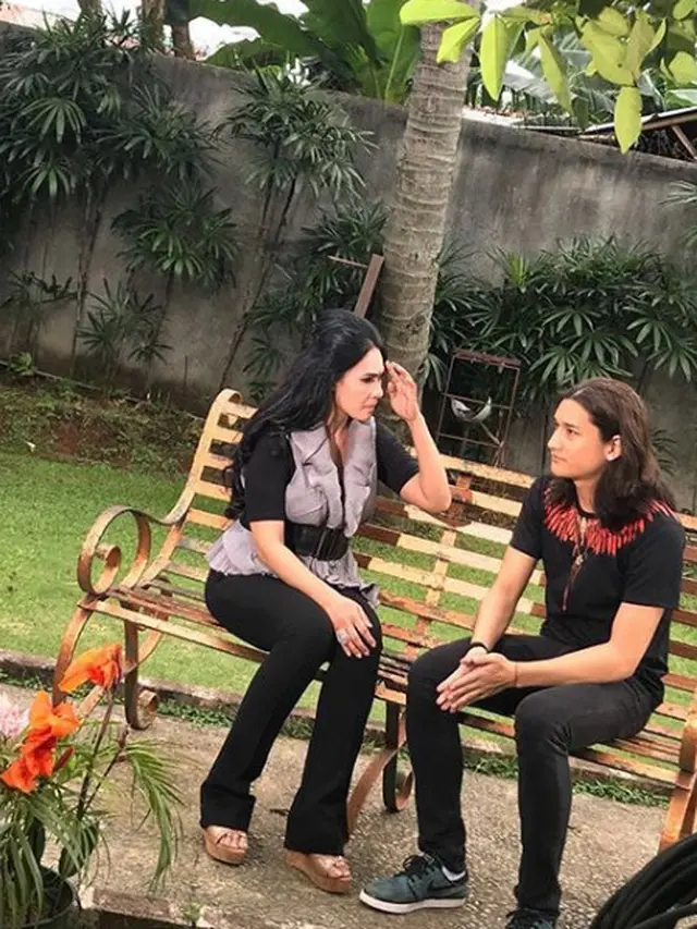 Cut Sarra berakting di sinetron Rahmat Cinta SCTV (Instagram/ https://www.instagram.com/p/BcolfFpl38W/)