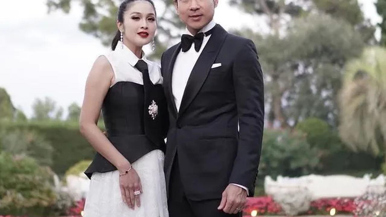 Pancarkan Aura Bos Mafia, Ini Sederet Potret Gaya Kondangan Sandra Dewi dan Harvey Moeis di Prancis