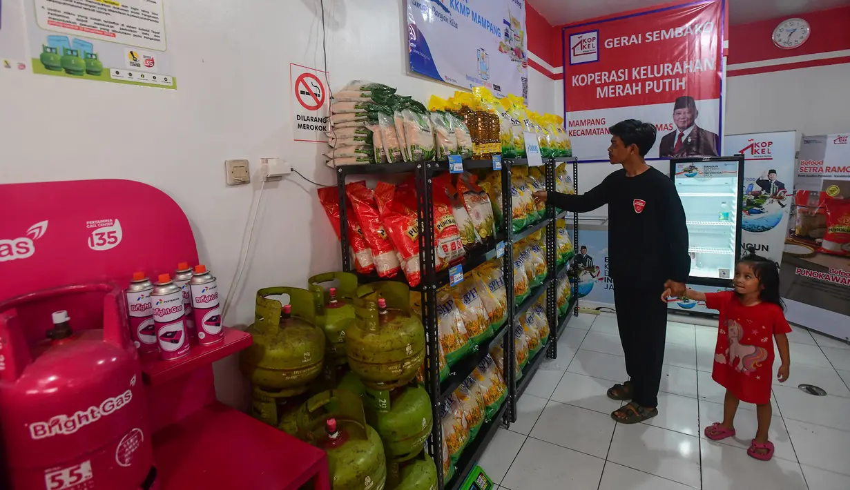 Menurut Prabowo, koperasi bisa memperkuat ekonomi. (merdeka.com/ Arie Basuki)