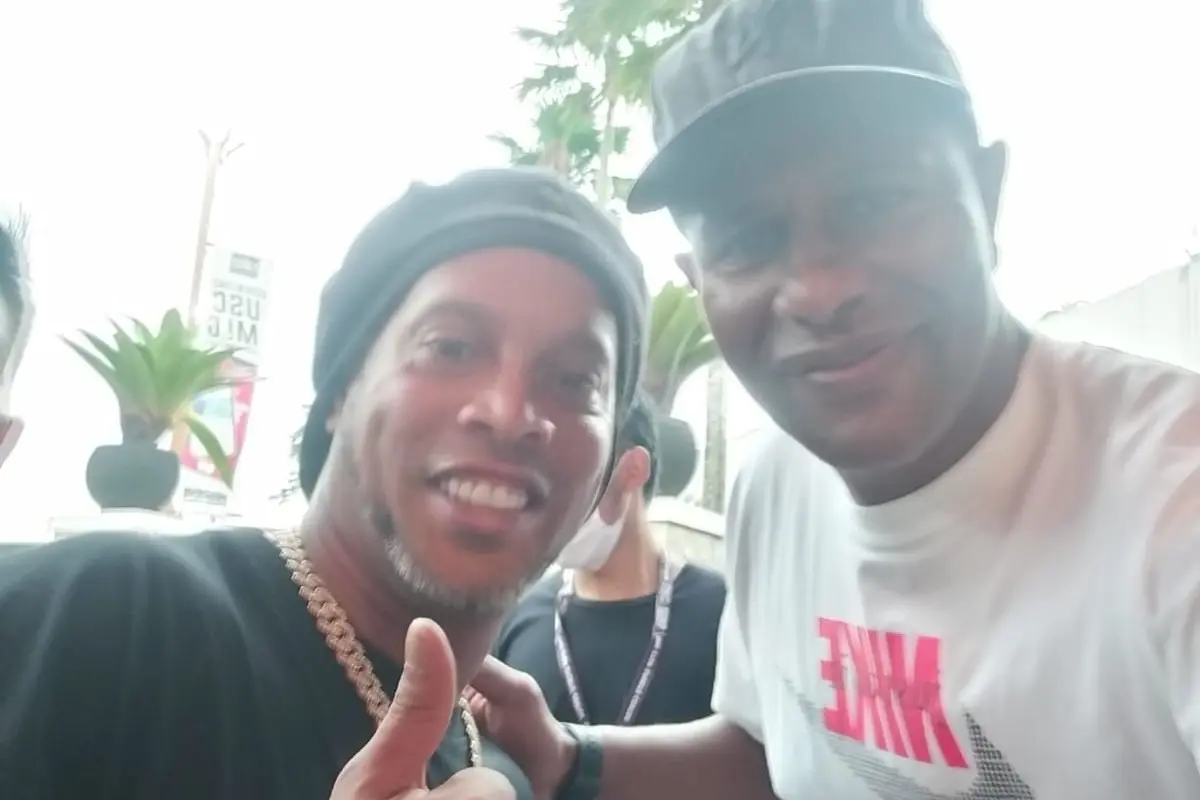 Claudio de Jesus, Ronaldinho