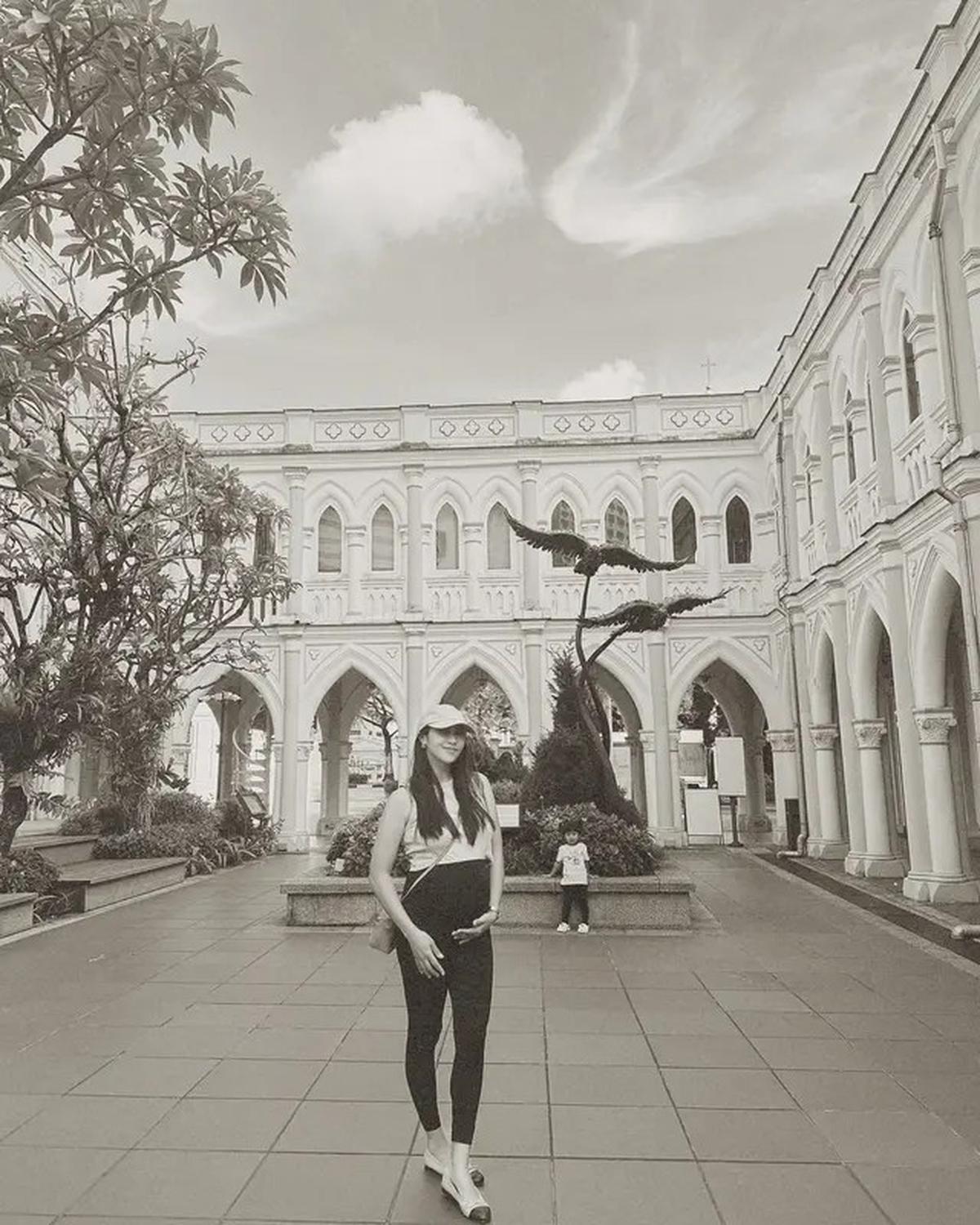 6 Potret Winona Willy Pamer Baby Bump, Perut Makin Buncit OOTD Tetap Stylish