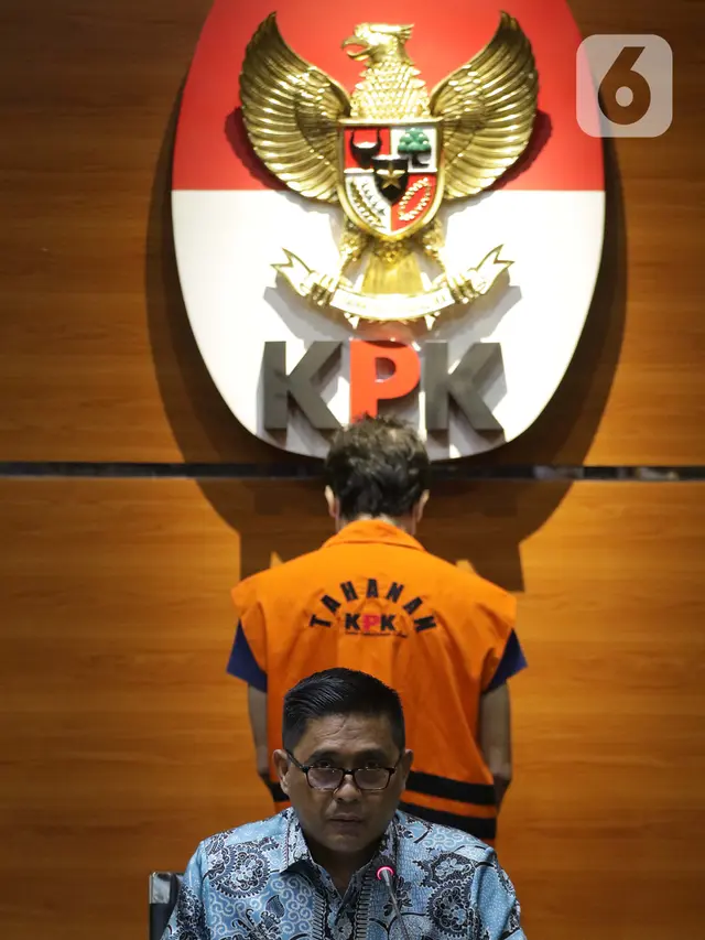 Ekspresi Samin Tan saat Ditahan KPK