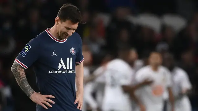 Foto: Lionel Messi Diganti Setengah Babak, PSG Malah Berhasil Menang Comeback