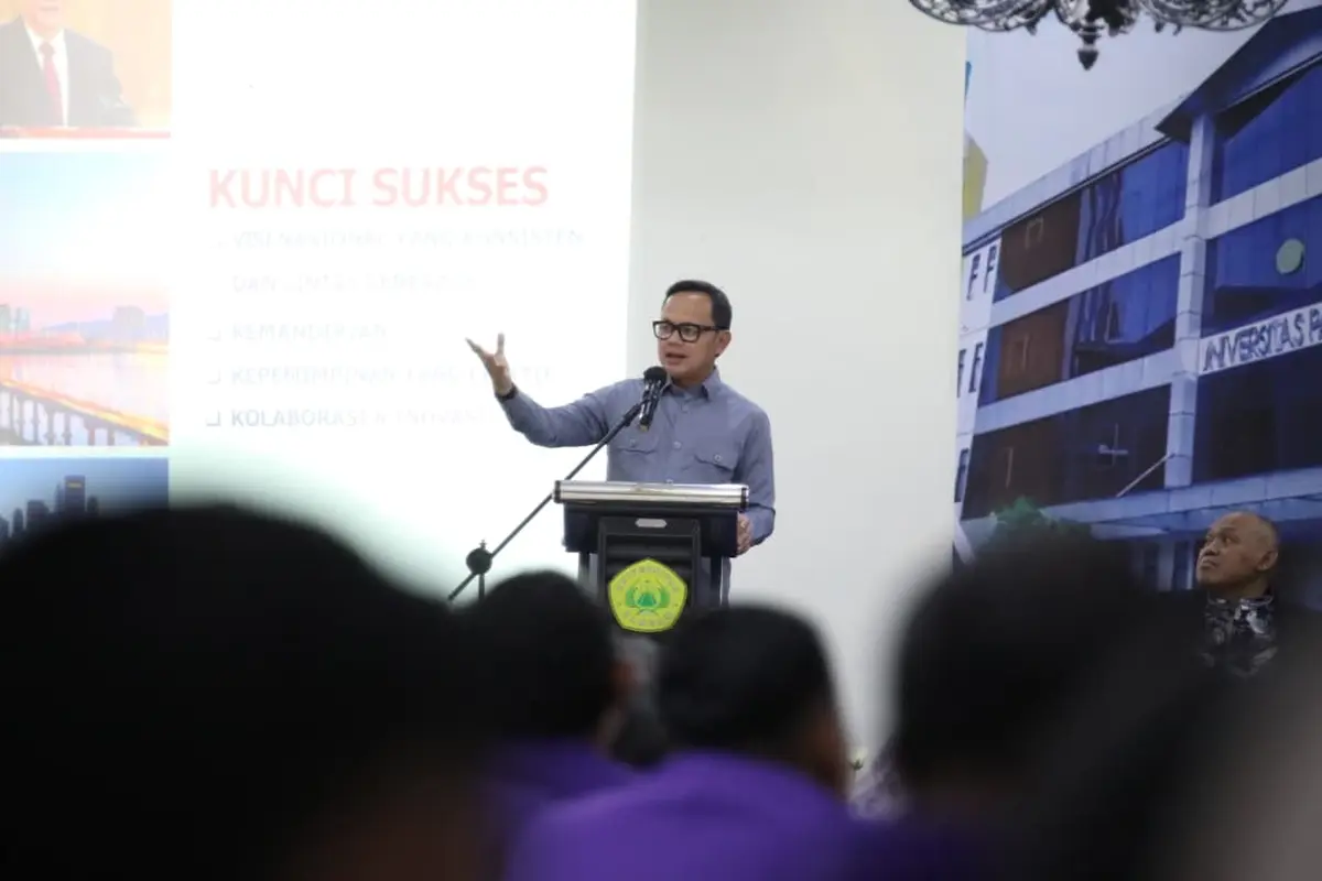 Wakil Menteri Dalam Negeri (Wamendagri) Bima Arya Sugiarto saat menjadi pembicara pada acara Student Day Sekolah Pascasarjana Universitas Pakuan di Taman Bukit Palem Resort, Kabupaten Bogor, Jawa Barat, Sabtu 6 Juni 2026. (Dok. Istimewa)