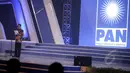 Presiden Jokowi memberi sambutan dalam acara pembukaan Rakernas PAN di Jakarta, Rabu (6/5). Dalam acara itu juga dilantik Pengurus Dewan Pimpinan Pusat Partai Amanat Nasional Periode 2015-2020. (Liputan6.com/Faizal Fanani)
