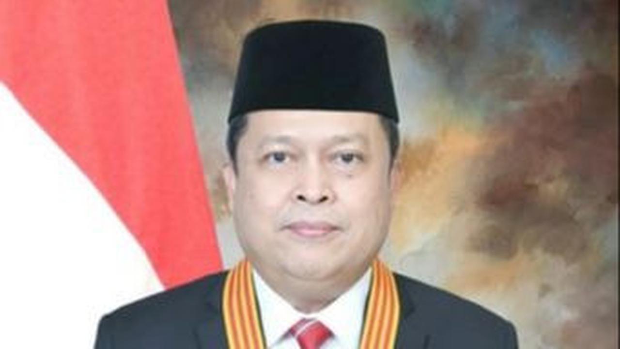 Pemegang Rekor MURI Gelar Terbanyak