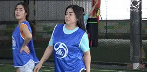 Menanggapi kasus yang menimpa penyanyi dangdut Dewi Perssik, Annisa Bahar ingin jalur busway dipindahkan.