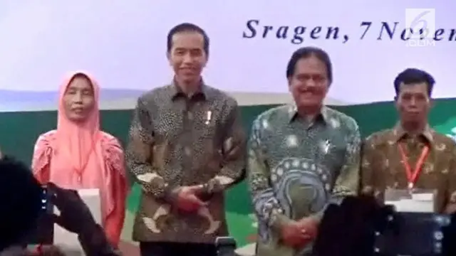 Jelang pernikahan puterinya Jokowi tidak mengambil cuti. Jokowi mengadakan kunjungan kerja ke Sragen Jawa Tengah
