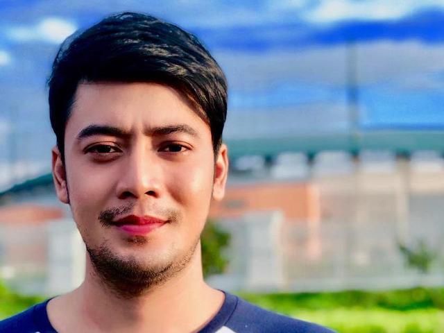 Sebelum Nikah Kriss Hatta Sempat Minta Izin Pindah Agama