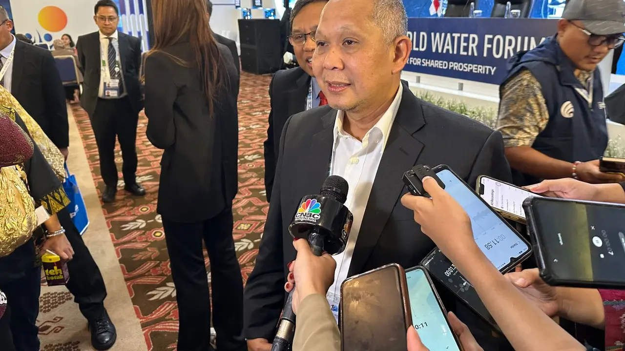 Direktur Jenderal Pembiayaan Infrastruktur Pekerjaan Umum dan Perumahan Rakyat (PUPR) Herry Trisaputra Zuna saat ditemui media di sela-sela World Water Forum ke-10 di BNDCC, Bali, Rabu (22/5/2024). (Liputan6/Benedikta Miranti)